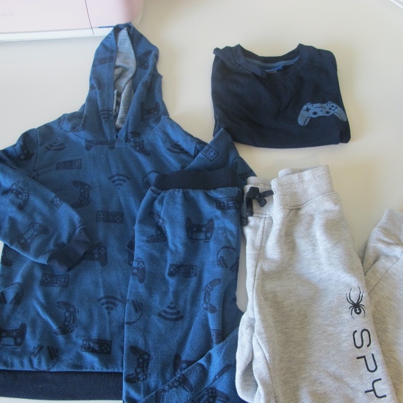 saint eve Other - Bundle of 4 Boy's Pajama Set with SweatPants Size XS (5/6) GUC